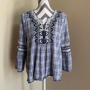 Magnolia Lane - Embroidered Blue Plaid Women's Top - Size: Large